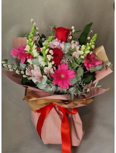 Bouquet vermelho e rosa REF 0001