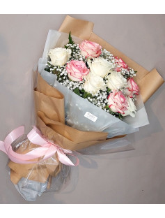 Bouquet de 10 Rosas (5 brancas e 5 rosa)