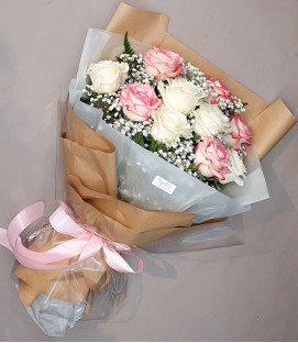 Bouquet de 10 Rosas (5 brancas e 5 rosa)